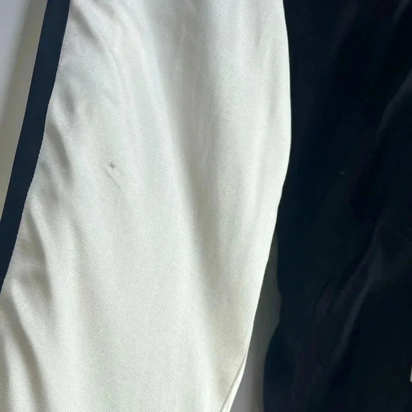 Forever 21 Floral Satin Souvenir Jacket - Picture 7 of 9